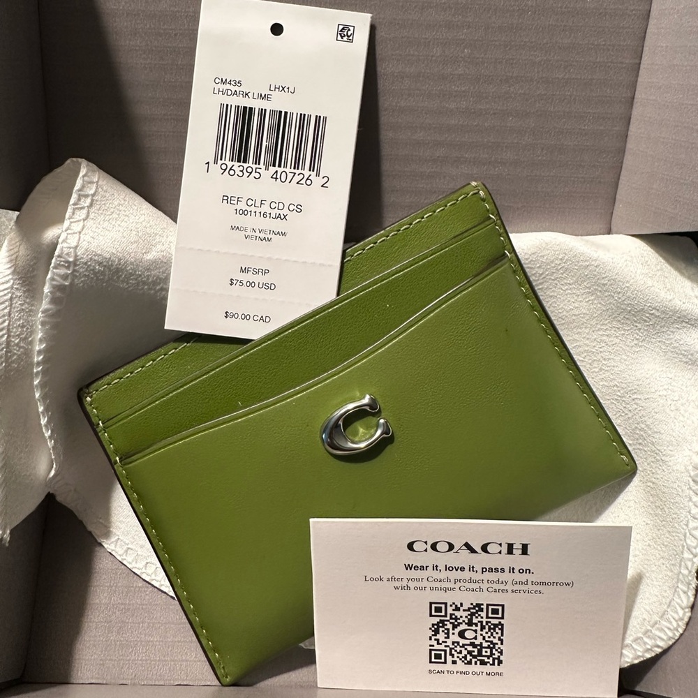 Coach Lime Green Leather Card Wallet with Silver 'C' Logo